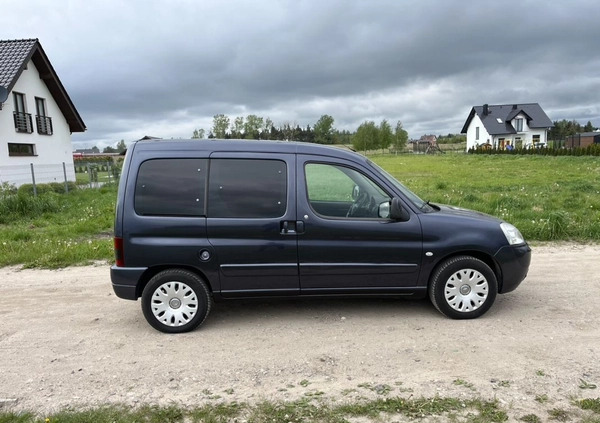 Citroen Berlingo cena 12900 przebieg: 204000, rok produkcji 2007 z Skarszewy małe 154